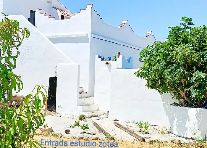 Casa Del Abuelo Trujillo 2 公寓 *